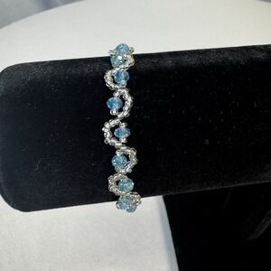 Blue Silver Beaded Bracelet With Magnetic Clasp